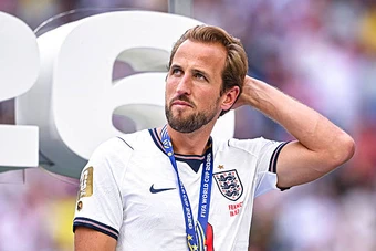Gạt Harry Kane, Gallas nêu tên chủ nhân Quả bóng vàng