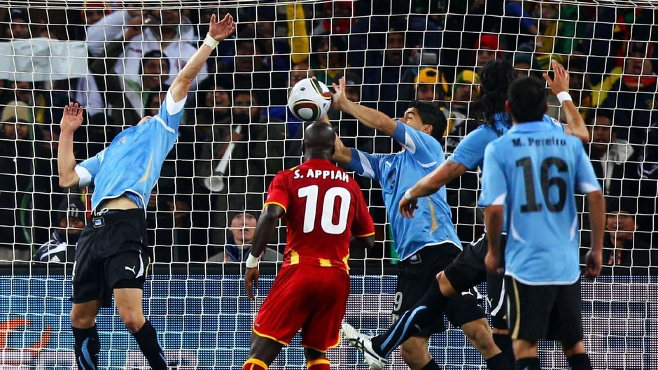 Ghana 2010 và những giọt nước mắt rơi bên rìa thiên đường