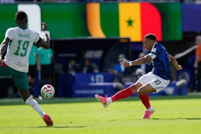Ghi 58 bàn, Mbappe trở thành chân sút vĩ đại nhất tuyển Pháp Ghi 58 bàn, Mbappe trở thành chân sút vĩ đại nhất tuyển Pháp