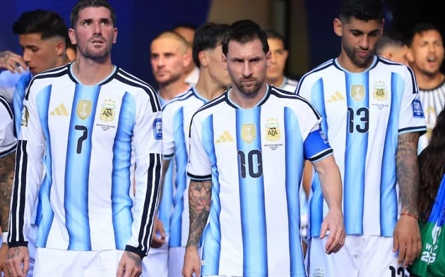 Giải mã chiến thuật "đi bộ" tạo nên khác biệt của Messi Giải mã chiến thuật "đi bộ" tạo nên khác biệt của Messi