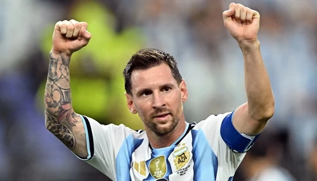 Giải mã tranh cãi xoay quanh bàn thắng kỷ lục của Messi Giải mã tranh cãi xoay quanh bàn thắng kỷ lục của Messi