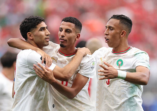 Hakimi kiến tạo, Morocco vượt mặt Canada để giành vé vào tứ kết World Cup Hakimi kiến tạo, Morocco vượt mặt Canada để giành vé vào tứ kết World Cup