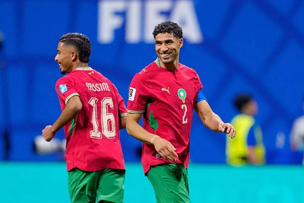 Hakimi tái hiện kỷ lục 26 năm của bóng đá Morocco tại World Cup Hakimi tái hiện kỷ lục 26 năm của bóng đá Morocco tại World Cup