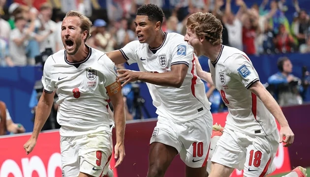 Harry Kane tỏa sáng, Didi Hamann phải "quay xe" khen ngợi Harry Kane tỏa sáng, Didi Hamann phải "quay xe" khen ngợi