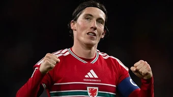 Harry Wilson sẵn sàng gánh vác sứ mệnh Bale để lại ở Xứ Wales