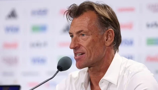 Herve Renard từ chức HLV tuyển Tunisia sau 18 ngày cầm quân Herve Renard từ chức HLV tuyển Tunisia sau 18 ngày cầm quân