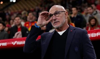 HLV Tây Ban Nha nói gì khi gạch tên dàn sao Real Madrid?
