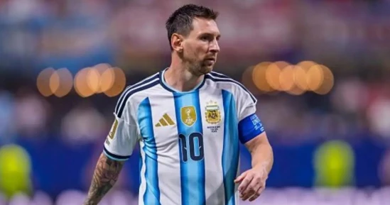 HLV tuyển Tây Ban Nha ngả mũ trước Messi HLV tuyển Tây Ban Nha ngả mũ trước Messi