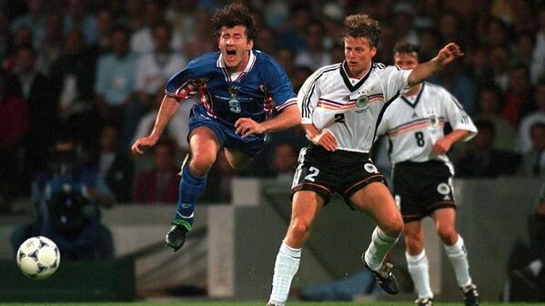 Hoài niệm World Cup 1998 thời bóng đá còn sống chậm Hoài niệm World Cup 1998 thời bóng đá còn sống chậm