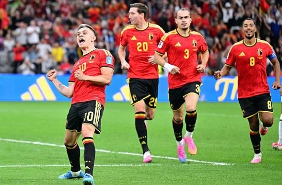 Hủy diệt New Zealand 5-1, tuyển Bỉ chiếm ngôi đầu bảng G Hủy diệt New Zealand 5-1, tuyển Bỉ chiếm ngôi đầu bảng G
