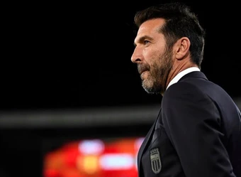 Italy lỡ World Cup, Buffon nối gót Chủ tịch từ chức