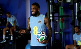 Ivan Toney xóa tan định kiến của Tuchel