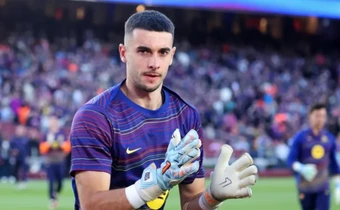 Joan Garcia muốn noi gương Victor Valdes tại tuyển Tây Ban Nha