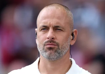 Joe Cole dự đoán Tây Ban Nha sớm bật bãi khỏi World Cup