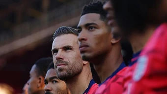 Jordan Henderson bảo vệ Jude Bellingham trước World Cup
