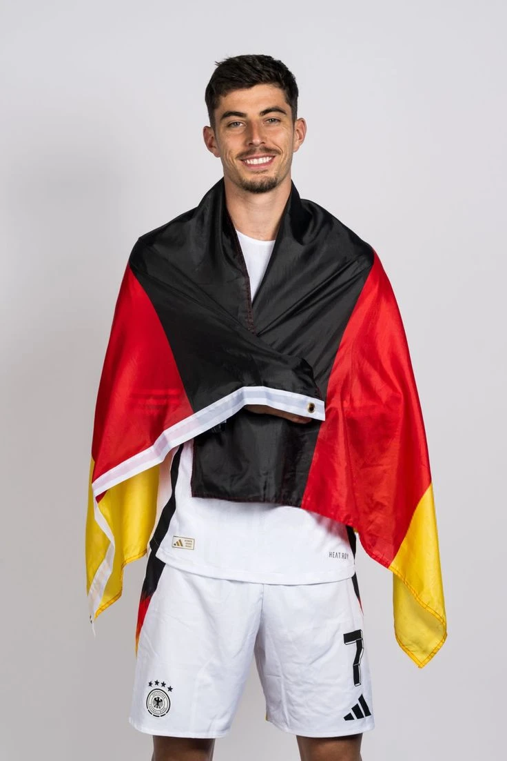 Kai Havertz chứng minh sức hút cầu thủ mặc đẹp nhất tuyển Đức Kai Havertz chứng minh sức hút cầu thủ mặc đẹp nhất tuyển Đức