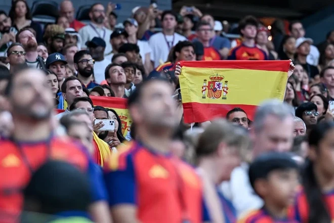 LĐBĐ Tây Ban Nha phẫn nộ trước giá vé chung kết World Cup