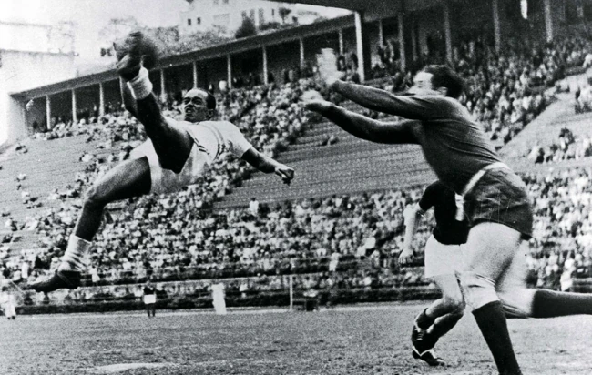 Lịch sử FIFA World Cup 1938: Italy bảo vệ ngai vàng và thiên tài Leonidas Lịch sử FIFA World Cup 1938: Italy bảo vệ ngai vàng và thiên tài Leonidas