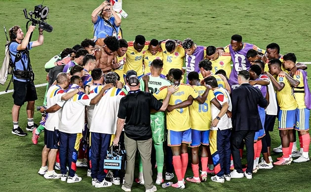 Luis Diaz kém duyên, Colombia cầu nguyện khi vào vòng 16 đội World Cup Luis Diaz kém duyên, Colombia cầu nguyện khi vào vòng 16 đội World Cup