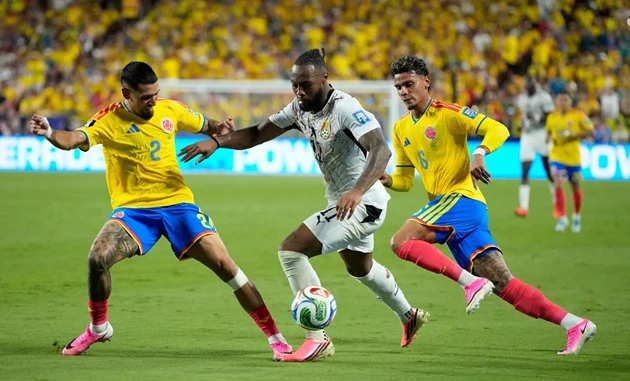 Luis Diaz kém duyên, Colombia cầu nguyện khi vào vòng 16 đội World Cup Luis Diaz kém duyên, Colombia cầu nguyện khi vào vòng 16 đội World Cup