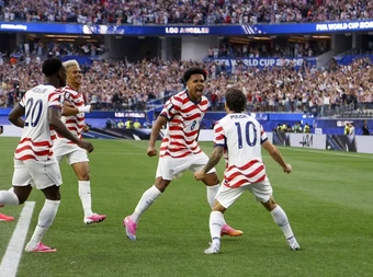 Mỹ lập kỷ lục, trận mở màn World Cup có nhiều người xem hơn chung kết NBA
