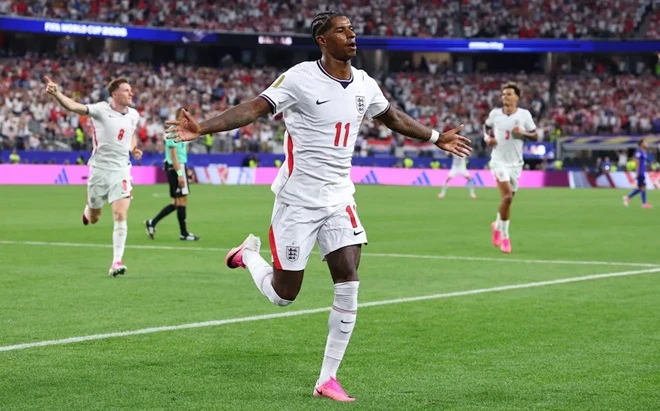 Màn trình diễn của Anthony Gordon tại World Cup có thể khiến Barca lo lắng Màn trình diễn của Anthony Gordon tại World Cup có thể khiến Barca lo lắng