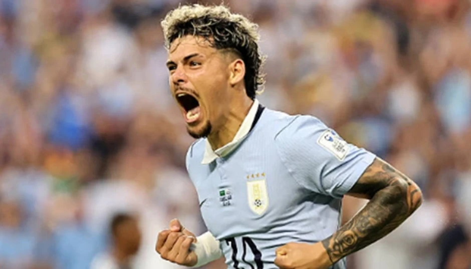 Maxi Araujo cứu Uruguay thoát thua Ả Rập Xê Út Maxi Araujo cứu Uruguay thoát thua Ả Rập Xê Út
