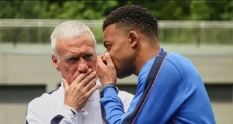 Mbappe không muốn thấy HLV Deschamps dẫn dắt đối thủ