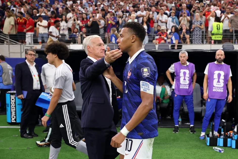 Mbappe không thể mãi cứu rỗi chiến thuật của tuyển Pháp Mbappe không thể mãi cứu rỗi chiến thuật của tuyển Pháp