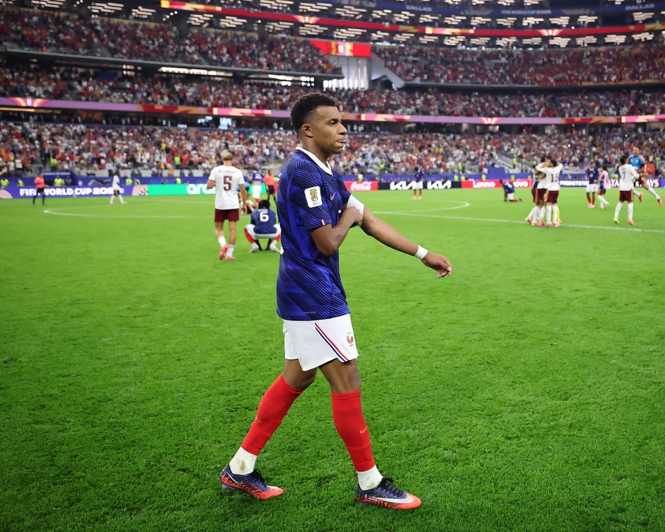 Mbappe không thể mãi cứu rỗi chiến thuật của tuyển Pháp Mbappe không thể mãi cứu rỗi chiến thuật của tuyển Pháp