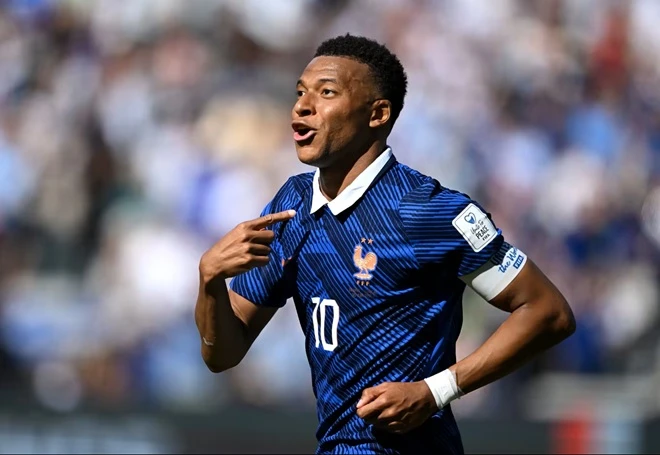 Mbappe và sứ mệnh vượt qua những tượng đài World Cup Mbappe và sứ mệnh vượt qua những tượng đài World Cup