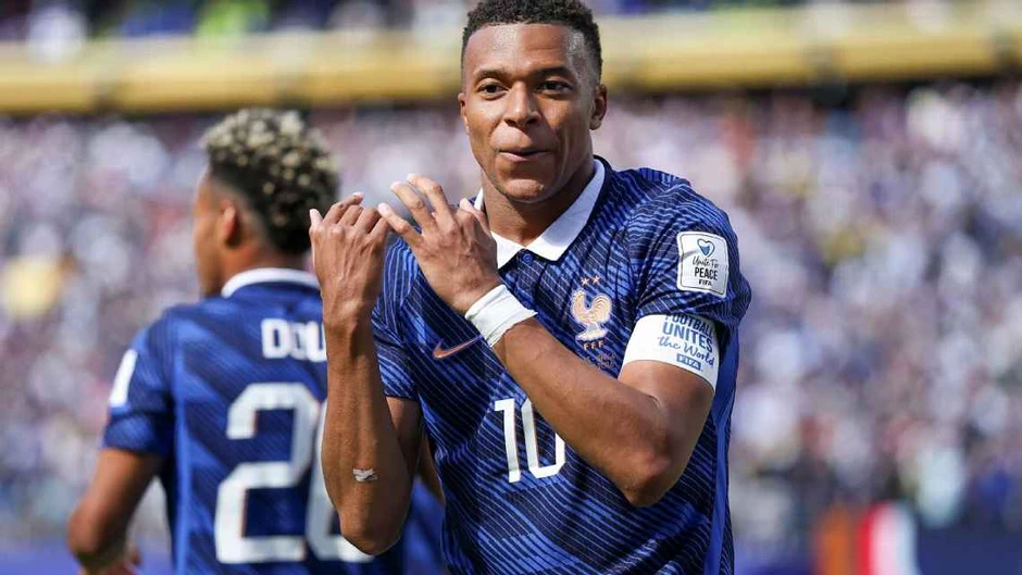 Messi cần những gì để vượt qua Mbappe trong cuộc đua Vua phá lưới? Messi cần những gì để vượt qua Mbappe trong cuộc đua Vua phá lưới?