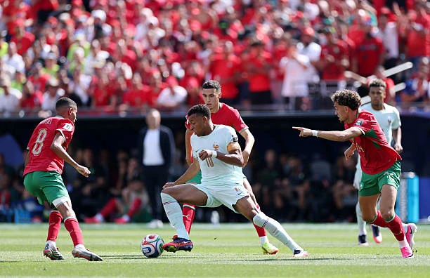 Messi vĩ đại, nhưng Mbappe mới là 'Quý ông World Cup' Messi vĩ đại, nhưng Mbappe mới là 'Quý ông World Cup'
