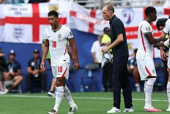Michael Owen thất vọng với dàn sao tuyển Anh