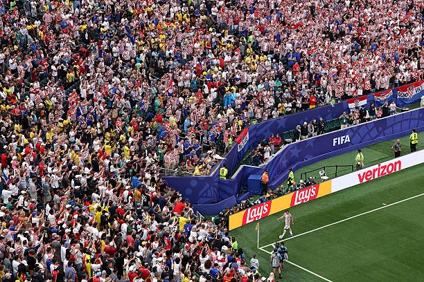 Modric đi vào lịch sử, giúp Croatia giành vé đi tiếp Modric đi vào lịch sử, giúp Croatia giành vé đi tiếp