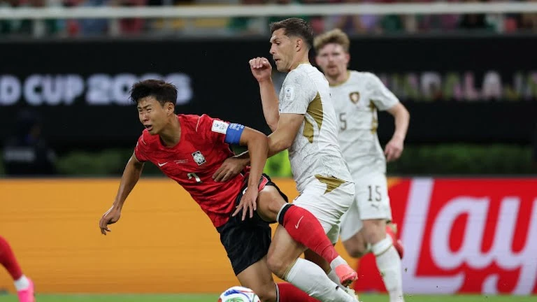 Nam Phi 1-0 Hàn Quốc: Maseko mở tỷ số