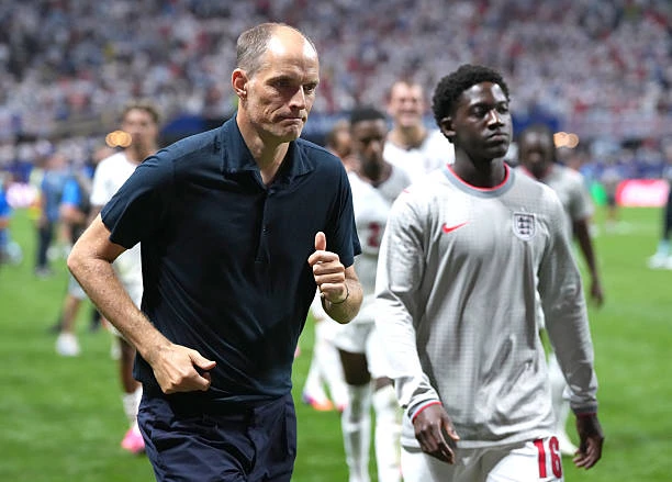 Neville tin chắc Mainoo sẽ chất vấn HLV Tuchel Neville tin chắc Mainoo sẽ chất vấn HLV Tuchel
