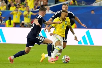 Neymar thắp lại linh hồn Samba cho tuyển Brazil