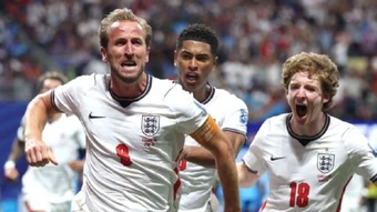 Ngược dòng tại World Cup, Gordon so sánh Harry Kane với Messi