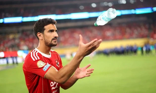 Nhân viên FIFA lo ngại lệnh cấm bình nước vì mục đích thương mại Nhân viên FIFA lo ngại lệnh cấm bình nước vì mục đích thương mại