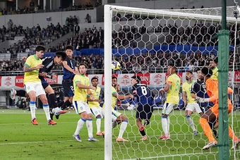 Nhật Bản có đủ vũ khí để trừng phạt hàng thủ Brazil