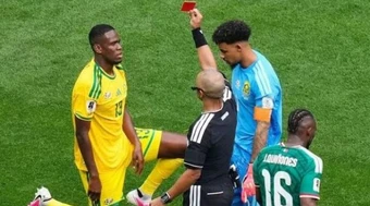 Nhật ký World Cup 2026 sáng 12/6: 3 thẻ đỏ trận khai mạc; Ederson sẽ đá hậu vệ phải