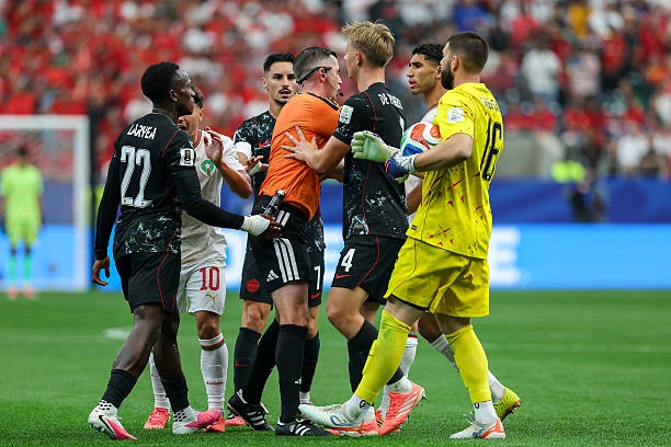 Nhật ký World Cup 2026 sáng 5/7: HLV Canada mỉa mai Morocco; Ibrahimovic chỉ trích Ronaldo Nhật ký World Cup 2026 sáng 5/7: HLV Canada mỉa mai Morocco; Ibrahimovic chỉ trích Ronaldo