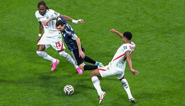 Nhật ký World Cup 2026 tối 16/7: Anh chìm trong tranh cãi, Scaloni tôn vinh Messi Nhật ký World Cup 2026 tối 16/7: Anh chìm trong tranh cãi, Scaloni tôn vinh Messi