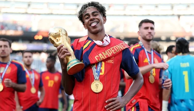Nhật ký World Cup 2026 tối 20/7: Messi rơi nước mắt, Otamendi khẩu chiến với Rodri