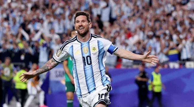 Nhật ký World Cup sáng 23/6: Klose ca ngợi Messi vĩ đại nhất; Schmeichel chỉ trích trọng tài Nhật ký World Cup sáng 23/6: Klose ca ngợi Messi vĩ đại nhất; Schmeichel chỉ trích trọng tài
