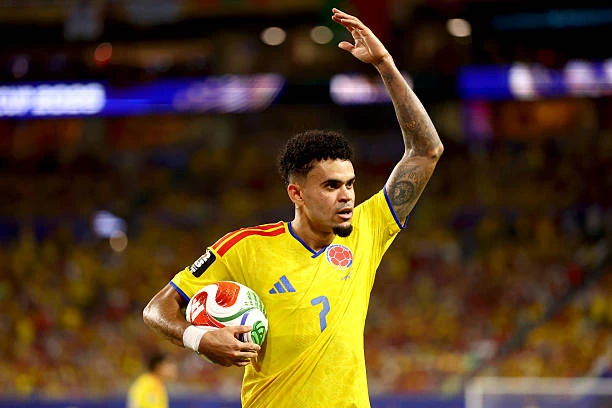 Nhìn Croatia và Anh, Colombia đã biết cách xuyên phá Ghana