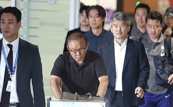 Ông Park Hang Seo và Son Heung-min bị triệu tập điều trần