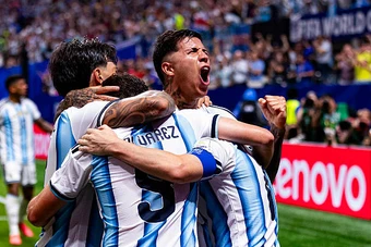 Phía sau tranh cãi là một Argentina không bao giờ bỏ cuộc