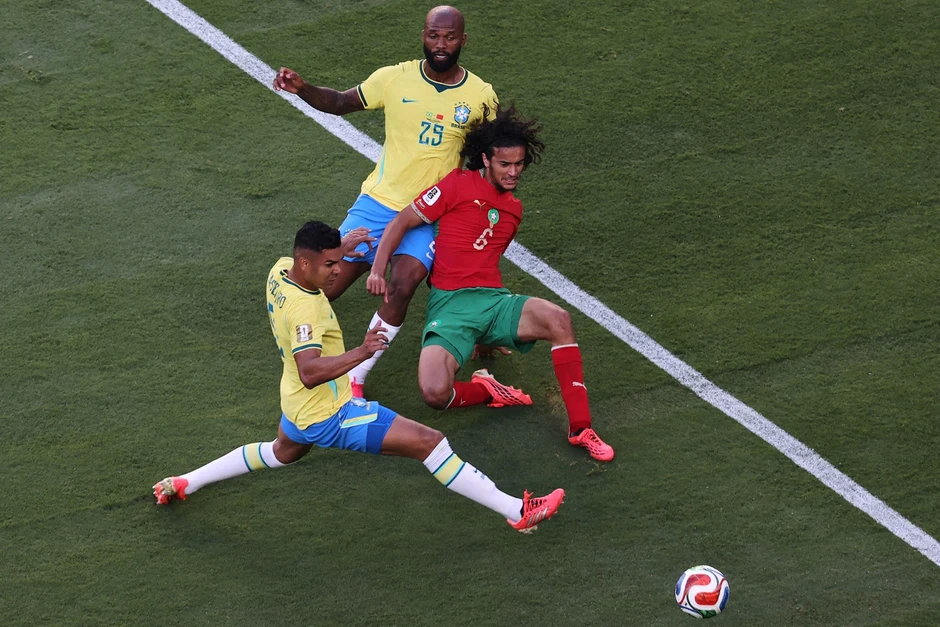 Rodrygo tiết lộ cách sao Brazil sinh tồn trước áp lực mạng Rodrygo tiết lộ cách sao Brazil sinh tồn trước áp lực mạng